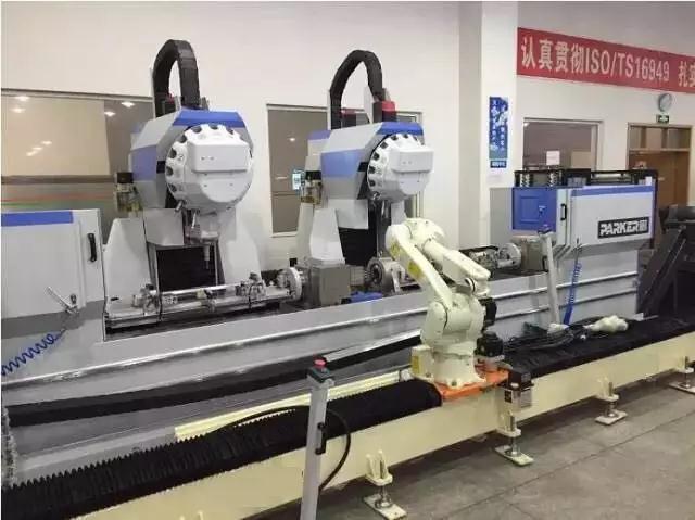 派克機(jī)器雙頭加工中心