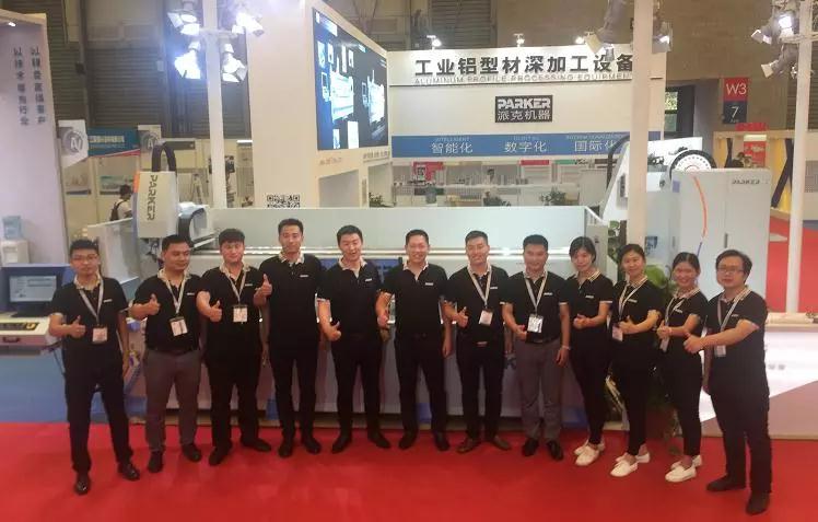 派克機器銷售團隊